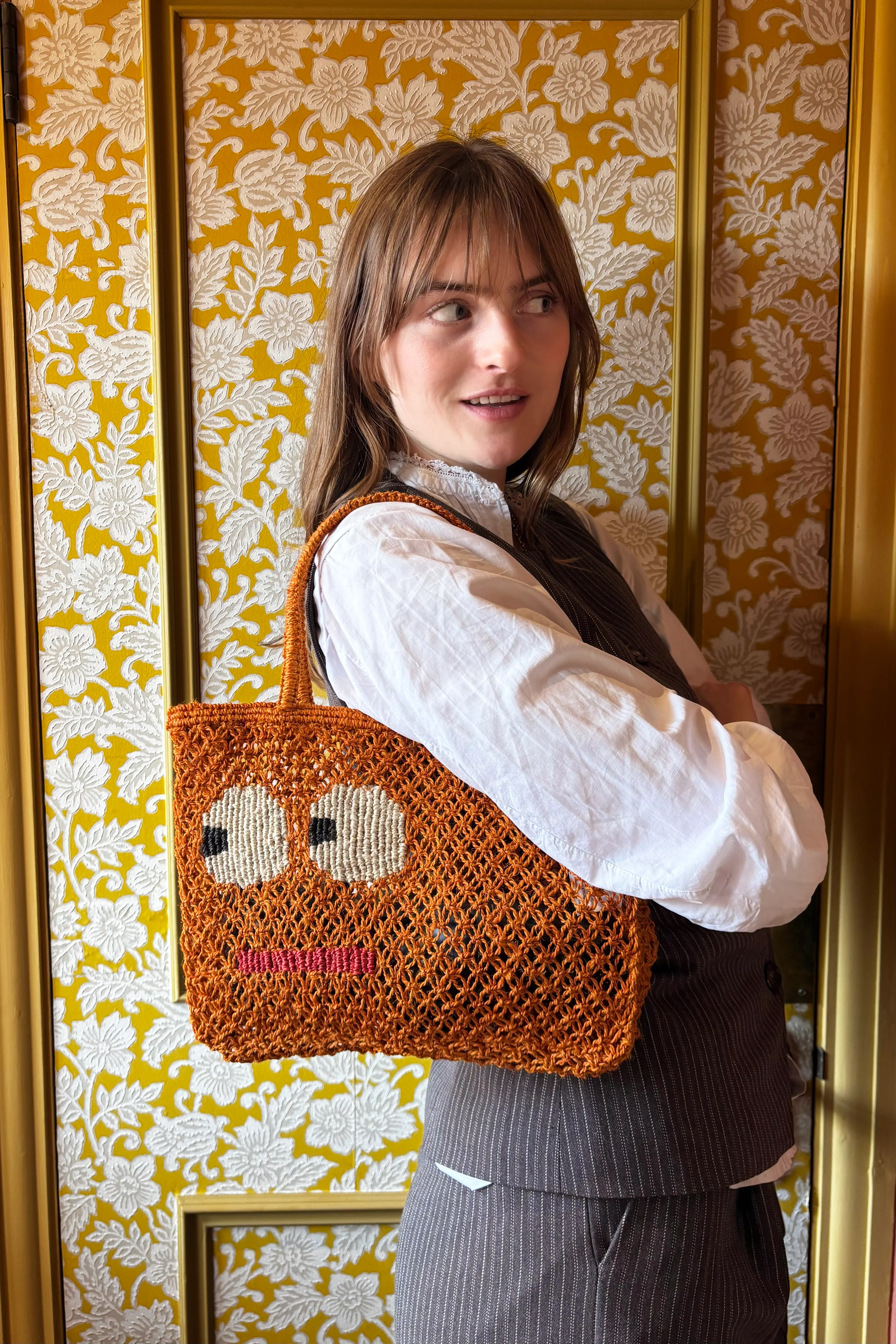 Big Eyes - Image 10